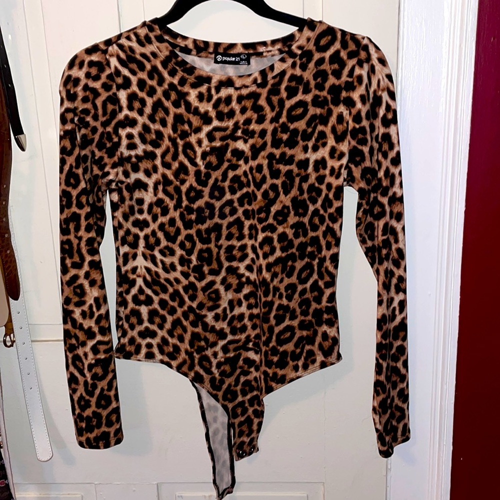 Cheetah print long sleeve body suit